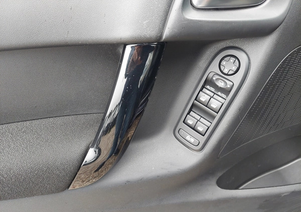 Citroen C3 cena 24900 przebieg: 136900, rok produkcji 2014 z Lębork małe 704